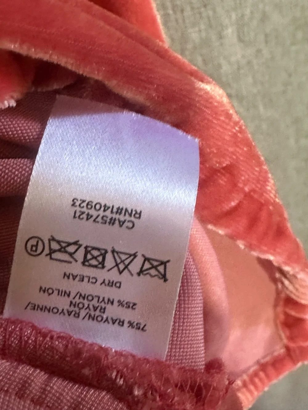 LOFT Rose Pink Velvet V-Neck Puff Sleeve Blouse NWT Medium